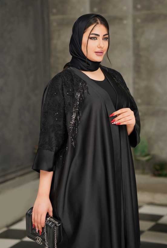 عبا جلو باز